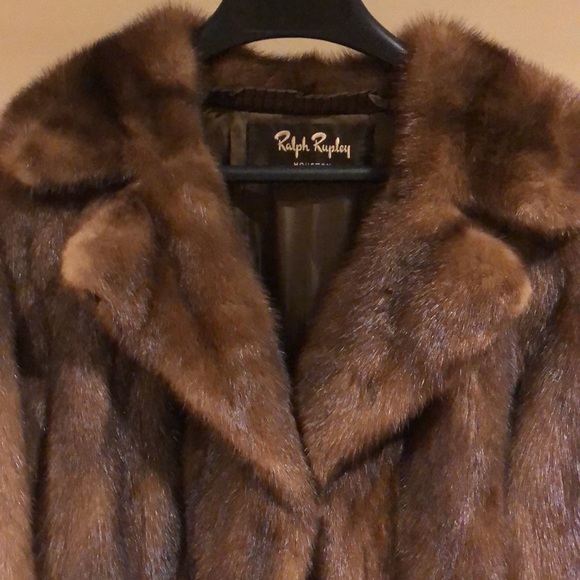 Luxury mink coat - Picture 2 of 12
